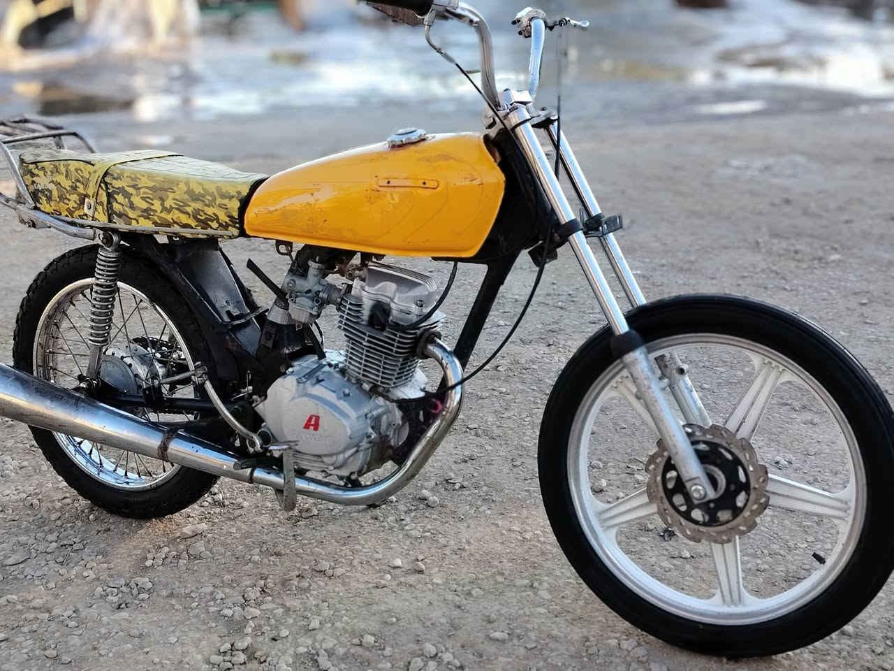 اسلام عليكم دراجه للبيع كلك موديل 17 دراجه ما بيها شي عوزها ترتيب السعر 200وبيها مجال *********** اذا مو شراي لا تعبني
