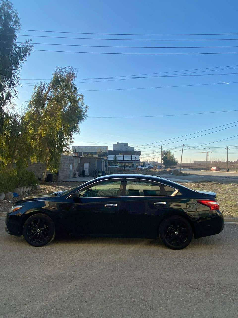 نیسان ئەلتیمە ٢٠١٦ مسفات s
گیر مەکینە تەقەو رەقە کارەبای هەموو بەشەرت
٣ پارخەی سبوخە
٤ وەرەقە غرامەی لەسەر پاش معملە دەیگرینەوە 
سیارەک زۆر جوانە بی مەسرەفە 
***********
وەستئاپ ڤایبەر شقلاوة, أربيل
