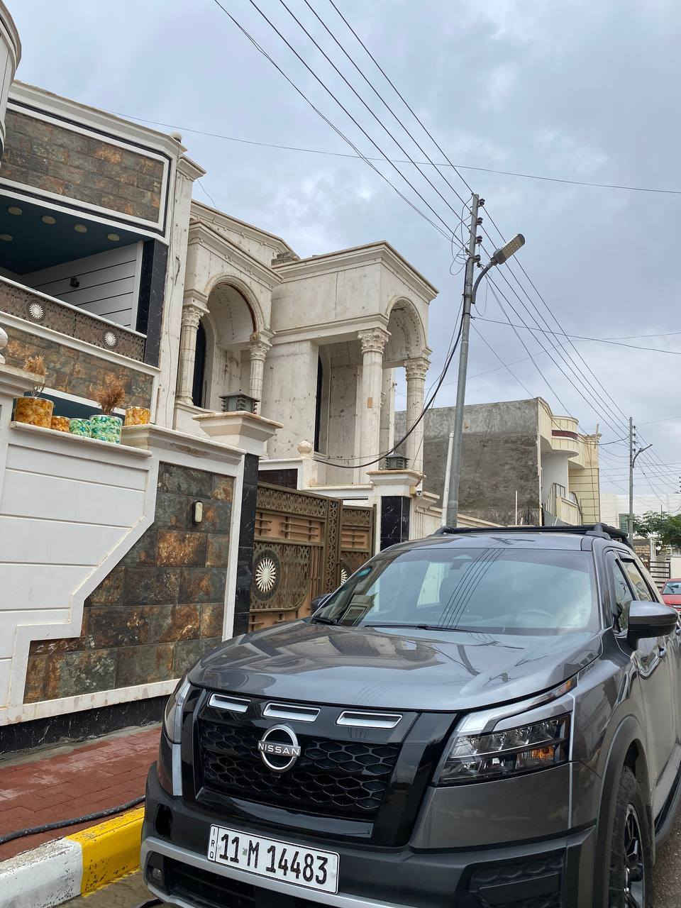 ‏Nissan Pathfinder 2024
نيسان باثفايندر 2024 رووك كريك
‏‎عداد المسافه. 10 ألف 
‏‎🔴 المواصفات :
4 كامرات مع كامرا محيطيه 360 درجه 
‏‎بصمة تشغيل
‏‎بصمة ابواب
‏‎تشغيل عن بعد(Remote Start)
‏‎رادار امامي (تحديد مسار)
‏‎رادار جانبي (نقاط عمياء)
‏‎رادار خلفي (تحذير من الاصطدام)
‏‎حساسات امامية+ خلفية
‏‎دفع رباعي   4*4
‏‎كشنات تدفئة 
‏‎3 قطع تبريد مركزي 
‏‎تحكم وضعيات القيادة 7 وضعيات
‏‎شفتات + تحكمات استيرن 
‏‎هاند بريك بصمة
وبعد بيها مواصفات
السياره بعدها جديده
بدون ارباك بدون دواخل
فقط بيها بارد بالصندوك
وبيها بارد بالباب الخلفي الي وره السايق وصور السونار موجوده بالمنشور 
.
.

السعر// 290 وبيها مجال
تحويل ثاني يوم 
للتواصل موجود عَ الفيس
 *********** اتصال فقط
