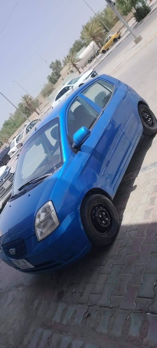 كيا بيكانتو موديله ٢٠٠٥ جديده اوتماتيك جاهزه تبريد رقم دولي سعرها ٤٧ورقه عنواني النجف ***********وتساب

