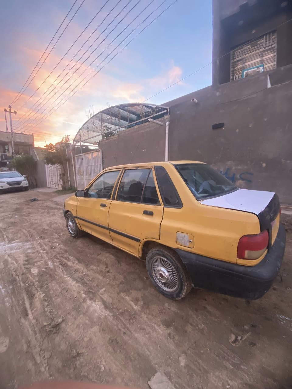 السلام عليكم سايبه موديل 12 سياره خير من الله كهربائات شغاله كشرها كلش حلو )  ماندل راعيه  أتعهد سرقه وعشائر سياره بيها كازكيت ابيع كايمه بس تمشي مابيه شي مكاني بغداد بسمايه )

(السعر مليون ونص )
وبيه مجال للناس لي تريد تعيش بيه )
 
‭0773 472 4577 ‬

Sn 4091N0R0E
CAMON
