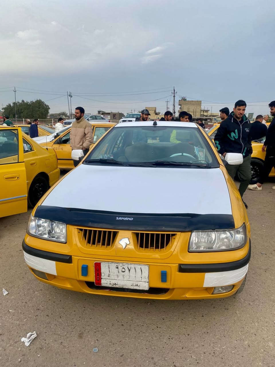 سلام عليكم سمند مديل2011سياره مكينه جديده تبريد شغال يحتاج بس غاز اله كلش حلوه سياره احله منصوره سعره37وبيهه مجال رقم***********
