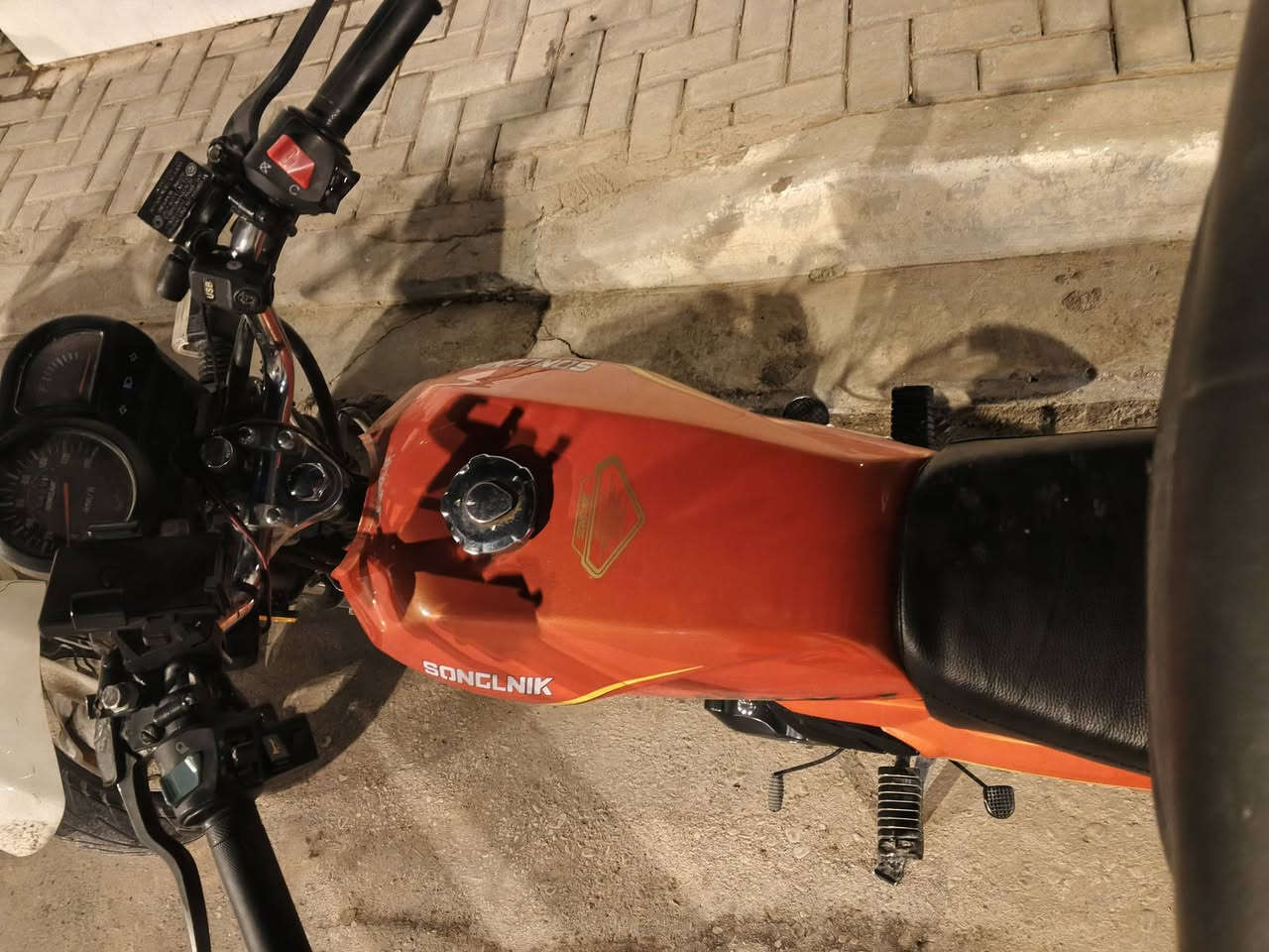 اخوان دراجه سونلنك اوراقه السكنر كامله موجوده ومستنسخهن اني ووياها غراض صندوك و شاحنه وستاند وكامله مكمله موديل 26 شباب للبيع 750


**إذا كنت صاحب هذا الإعلان وتريد حذفه لأي سبب، رجاءا أرسل رسالة إلى الدعم الفني**