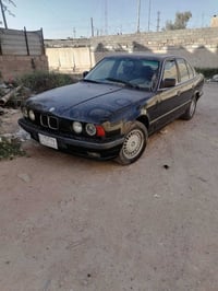 BMW   موديل ٩١ حجم ٥٢٥ محرك مسكر عدل رقم صلاح الدين الماني كير عادي مك...