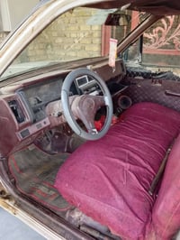 بيكم للبيع نيسان موديل ٨٨ رقم بغداد نكليزي سنويه 2029 دواخل نضيفه سيار...