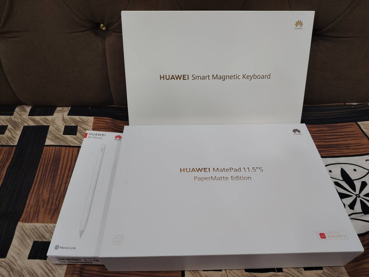 السلام عليكم
هواوي 11.5S  انش للبيع
بغداد البياع
السعر ٦٠٠ الف
***********
