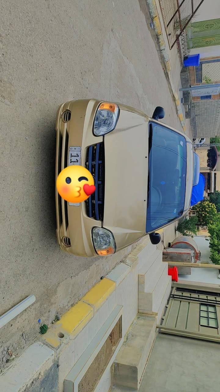 السلام عليكم كسنت للبيع مصبوغه حزام رقم نكليزي بغداد سياره خير من الله كير ومحرك 
مديل 2004
سنويه لل 2030
السعر 43وبيه مجال بصيط 
مكاني ديالئ كنعان
ما متواجد عل فيس للتصال ***********
