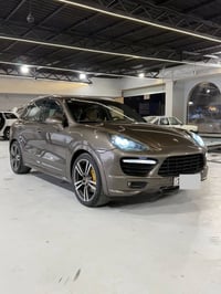 *بورش كايين GTS *المديل/ 2013  *محرك v8  *خليجي وكاله سردار  *ماشيه / ...