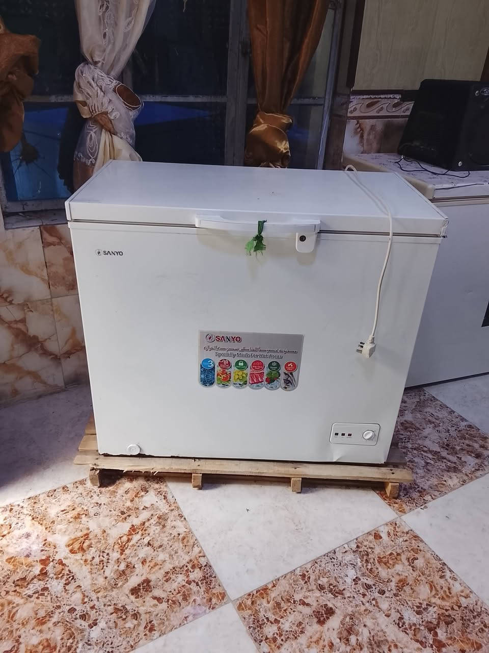 سلام عليكم فريزن للبيع غاز شركه
2سعرهن قفل 300 مكان البصرة الجمهوري
تصال ***********
