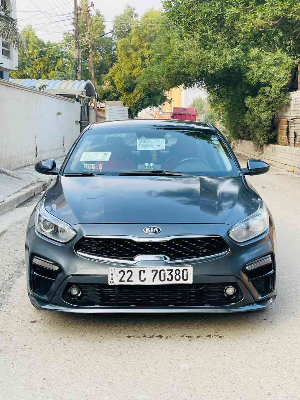 السلام عليكم للبيع كيا فورتي 2019 وارد أمريكي حادثها فقط بنيد مكينة 2000 دوش بلادي على وضع شركه كير محور اي تي كهربائيات وميكانيك وضع شركه كله شغال صدر امامي خلفي كله جديد قبل سبوعين شادك رقم اربيل تحويل شوكت ماتحب السعر #128 وبيه مجال كلش بسيط العنوان بغداد ***********
