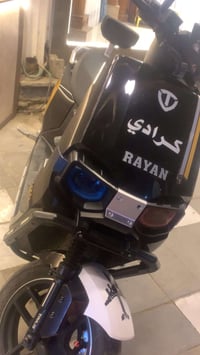 ريان وحش الكون لون اسود بطاريات بحاله ممتازه  نقصها ستاند تعليك فقط لل...