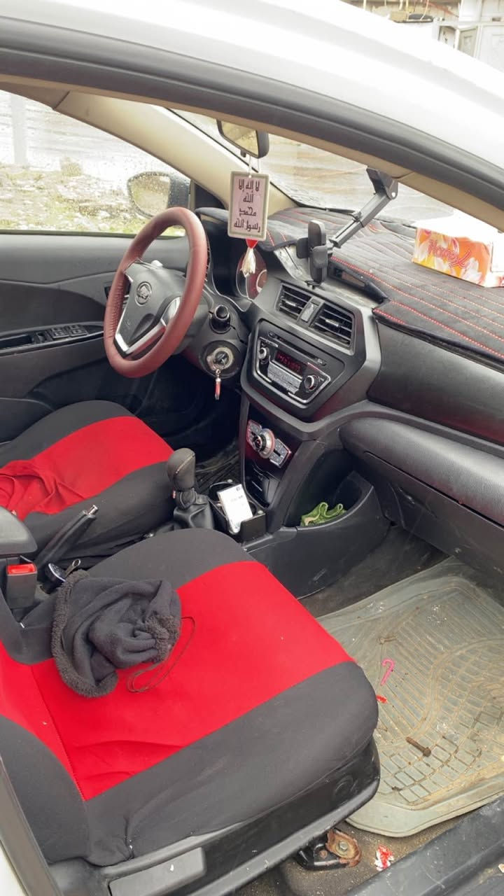 لیفان ٢٠١٦
گێرومەكینەی هەمو قەلبی بەشەرتە 
گێرومەكینە كرۆلا
٤تای لۆك یەك دیناری مەسرەفی تێدانیە چركەی نیە
ڕەقەم بەغدا بەشەرتی ئەوەلیات سەنەوی ئەسلی
*********** واتساپ أربيل, العراق
