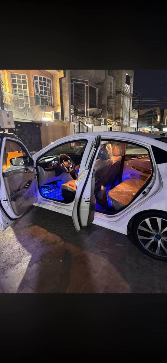 اكسنت 2016 خليجي

ملاحضة: رقم جديد قبل كم يوم بدلته

سنويه 2028 تسقط

فتحه

مكينة 1600 

ماشيه 50 الف

بيهة ضربه ب جاملغ الخلفي زغيره وضربه بل باب زغيره مبينات بل تصوير 

اما البقية كفاله السيارة كلش نضيفة بيهة ادامة كامله ما متروكة

صدر وحمام ودومشه وصور الضربه

موجود ومو نشاز ممبينات 

السعر 114 مع مجال بصيط 

مكاني بغداد كرخ
تواصل *********** بغداد, العراق
