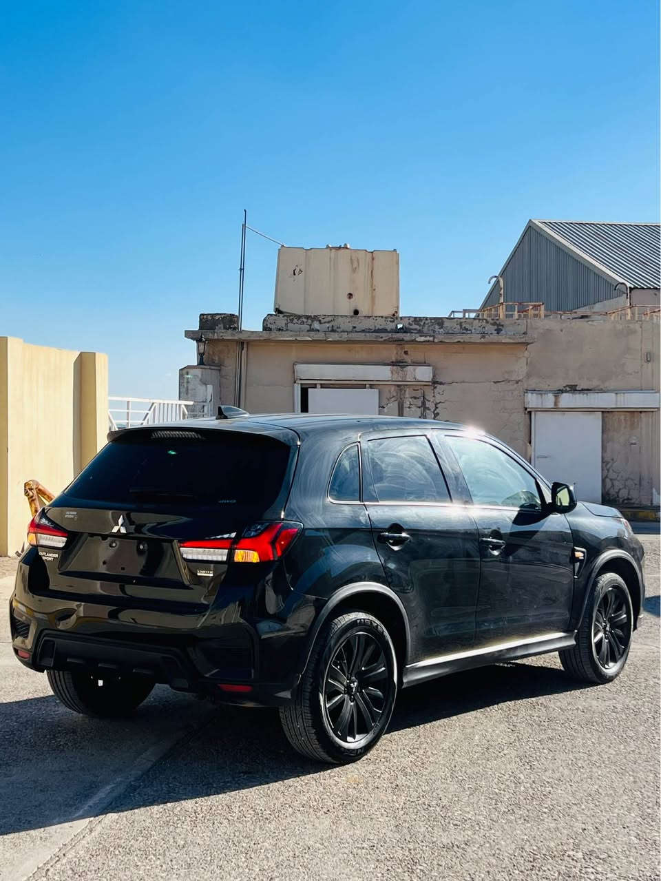 2025 MITSUBISHI OUTLANDER,4WD دبل أكسل
ميتسيوبوشي ئاوتلاندةر سپورتي موديل 2025 S 
بدون سبخ بدون دواخل و شاسي شرت فحص 
بونيتي كةميك PDR هـةية ژورئ و شاسي شرتن💯
ژمارة كاتي 3 مانگي خوي لة گةل داية شرتي رقم كردن
سعر بلاش 142 ورقة و مجال ***********✅☎️ اكر, نينوى
