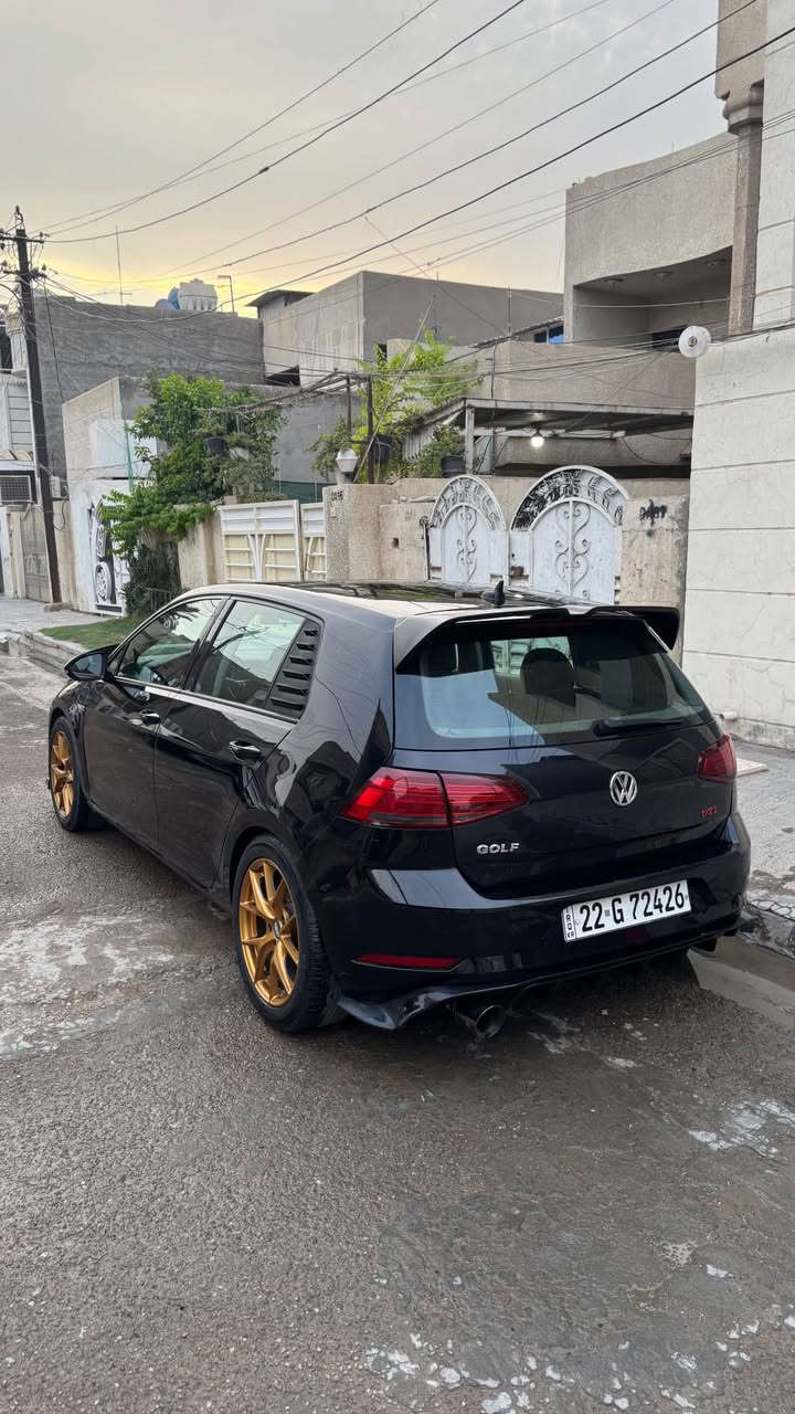 كولف2021

 فول سياره بصمه فتحه تدفئه كراسي شفتات رادارات امامي جانبي خلفي

سياره عليها كت كامل gti 
رادارات جانبي امامي خلفي سياره فول مواصفات مزوعه

عليها داون بايب واكس بايب ودبه خلفيه تحكم ريمون يعني اكزوز تفصال من طول للطول صوتها طربي يخبل

ادامه عامه للسياره بلكات دهن فلاتر فيول بمب

لدات داخليه تحكم تلفون

وياله bbs اصليات حجم 17

حادث قطعه وحده جاملغ نفسه مصلح ومصبوغ وربع الباب مبين بلحادث كلش خفيف راديتر وملاعبها كلها بلاديه

سعر 135 بيها مجال او مراوس
*********** بغداد, العراق
