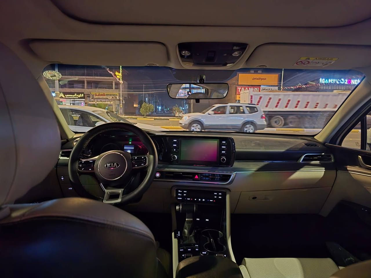 السلام عليكم
كي فايف للبيع 21 خليجي فول مواصفات محرك الفين دوش السياره مكفوله صبغ تبديل بيه بارد قليل بلدور جاملغ خلفي فوك التاير ***********
