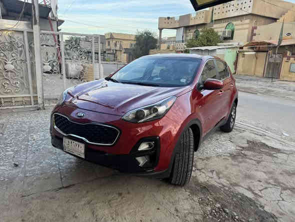 ياالله السلام عليكم كيا سبورتج موديل 2022  وارد أمريكي مواصفات داخل بيجي كامره لأدار ويل كب تحكمات استيرن حادثه جاملغ تبديل فقط بدون أرباك صور الحادث بلمنشور علما ان السياره بدون أرباك ماشيه 37 الف رقم بغداد باسمي   سونر سياره بل منشور السعر177 ورقه بيه مجال بسيط مكان السياره بغداد الاتصال على هذا الرقم ***********
