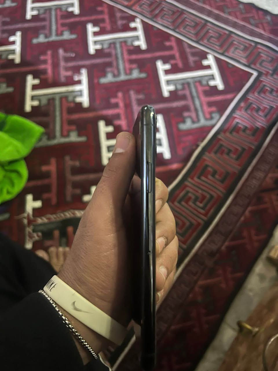 سلام عليكم شباب ايفون 11 برو ماكس ذاكره 256 جهاز نضيف كلش باريه 95 ممفتوح ابد ولا زلغ بي كامل وهوه وكراتونه مالته سعره350

مكاني بغداد حي القاهرة متوفر واتساب *********** بغداد, العراق
