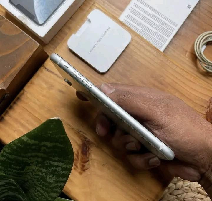 iphone xr 
ذاكره64
بطاريه78
نورمال حاسبه شرط✅
✅Face Eddie
الجهاز نظافه95/100
الشاحنة الاصليه مال جهاز موجود ✅
السعر 180الف يرهم مراوس ايفون فقط


**إذا كنت صاحب هذا الإعلان وتريد حذفه لأي سبب، رجاءا أرسل رسالة إلى الدعم الفني**