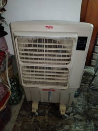 كنفيره اخت الجديده البيع السعر ١٥٠ وبيه مجال رقم ٠٧٨١٧٤٠٠٩٥٥