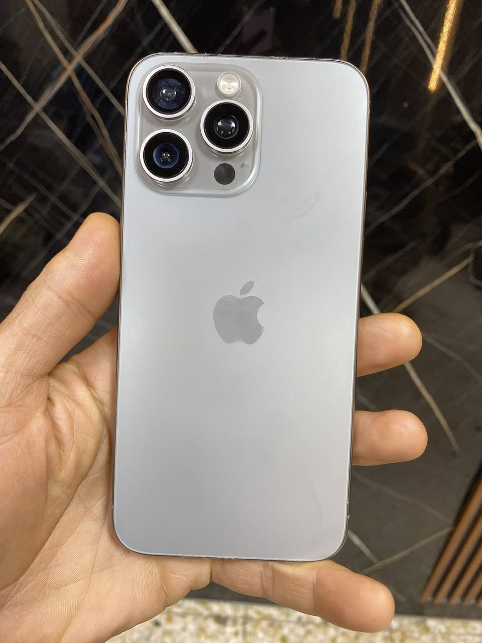 سلام عليكم
15 بروماكس مبدل فقط ظهر 

مكفول من كلشي نظافه 100 

256بطاريه85 سعره870 

بدون ملحقات تجي تفحص 

وظمان غير غير ظهر يرجع 

مكانًً الدوره توصيل ماعندي


**إذا كنت صاحب هذا الإعلان وتريد حذفه لأي سبب، رجاءا أرسل رسالة إلى الدعم الفني**