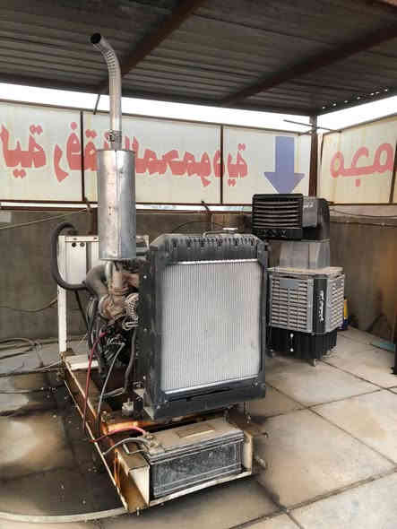 السلام عليكم
 مولد بيركنز موديل حديث 100 كيفي 
4 بستم سوبر  توليد لوري سومر 
مكان المولد بغداد  استعمال قليل جداً 
للتواصل.   ***********

ملاحظة.  يتوفر مع المولدة تانكي كاز كبير 
مع كاز داخل التانكي
