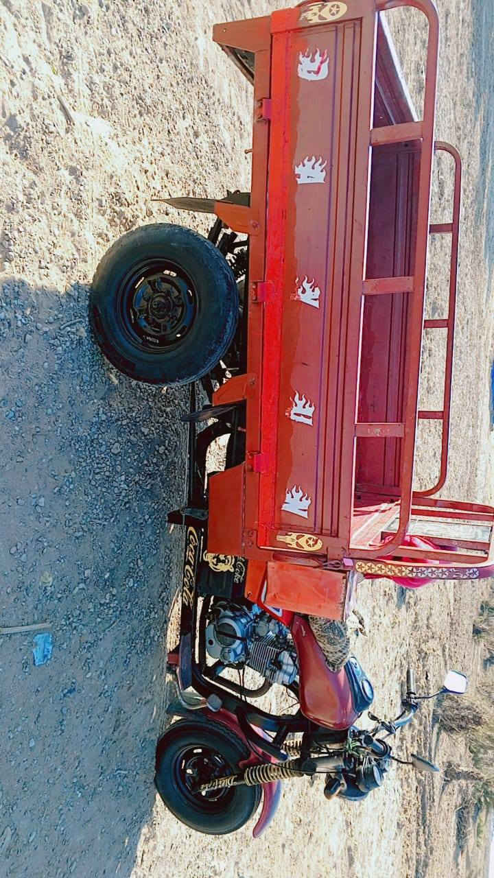 السلام عليكم ستوته البيع مديل 16 اوراق السعر ب 1350 وبيه مجال الشراي الاستفسار ***********
