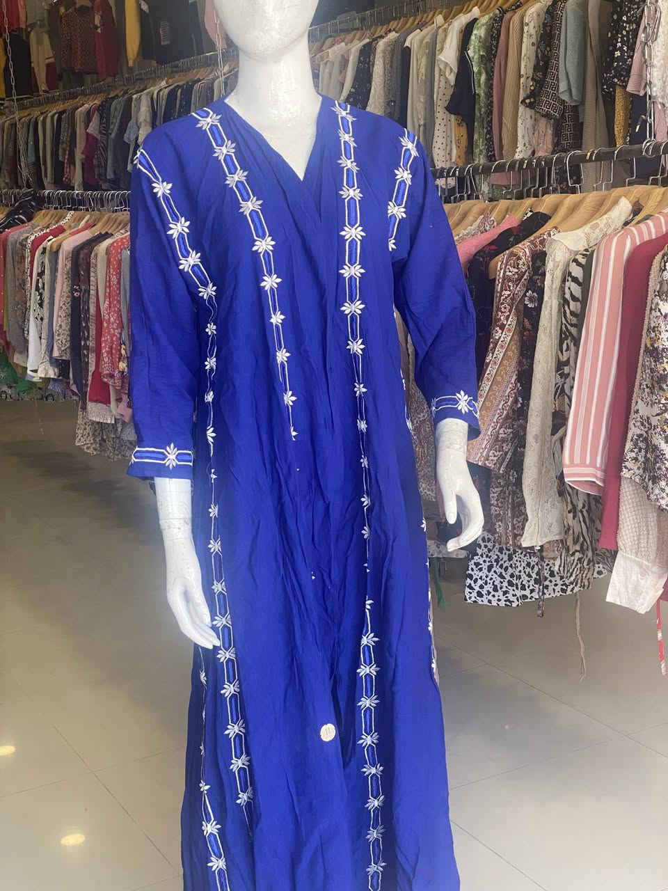 نموذج من كسر العباية + بشت نسائي ❤️


**إذا كنت صاحب هذا الإعلان وتريد حذفه لأي سبب، رجاءا أرسل رسالة إلى الدعم الفني**