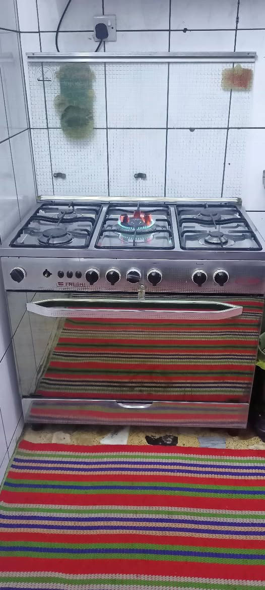 السلام عليكم طباخ للبيع 
السعر 125


**إذا كنت صاحب هذا الإعلان وتريد حذفه لأي سبب، رجاءا أرسل رسالة إلى الدعم الفني**