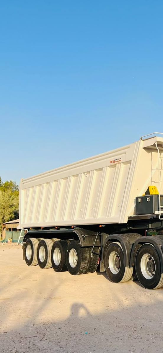 السلام عليكم للبيع او مراوس  عربانة عبد الله جوهر ٤محاور 2025 محتاج عربانة بطة 50 متر 
***********
