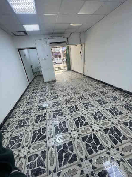 محل للايجار
مقابل مطعم ليمونة
ابو محمد 
***********
***********
