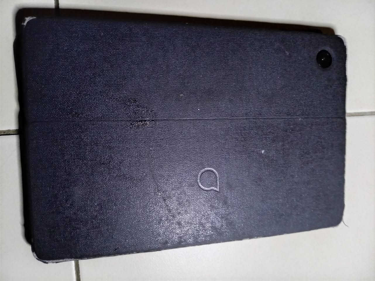 شاشة 10.1 إنش HD.
معالج MediaTek MT8321 رباعي النواة.
رام 1 جيجابايت.
تخزين 16 جيجابايت.
بطارية 4000mAh.
نظام Android 8.1 Oreo. �
السعر خاص
الرقم***********
مكان بغداد بسمايه
