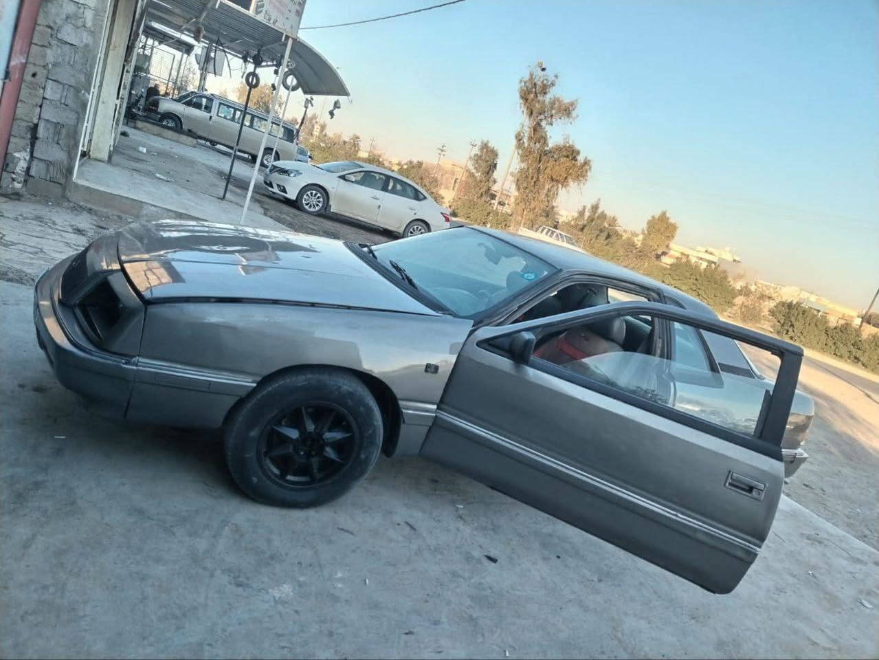 سلام عليكم دوج رياضي محترف كامري ابو الجف مديل 91 رقم كركوك نكليزي سنويه مانفذه هزه جديده السعر 25وبي مجال بصيط العنوان جسر ديالى القديم الرقم الهاتف *********** مراوس حسب القناعه

