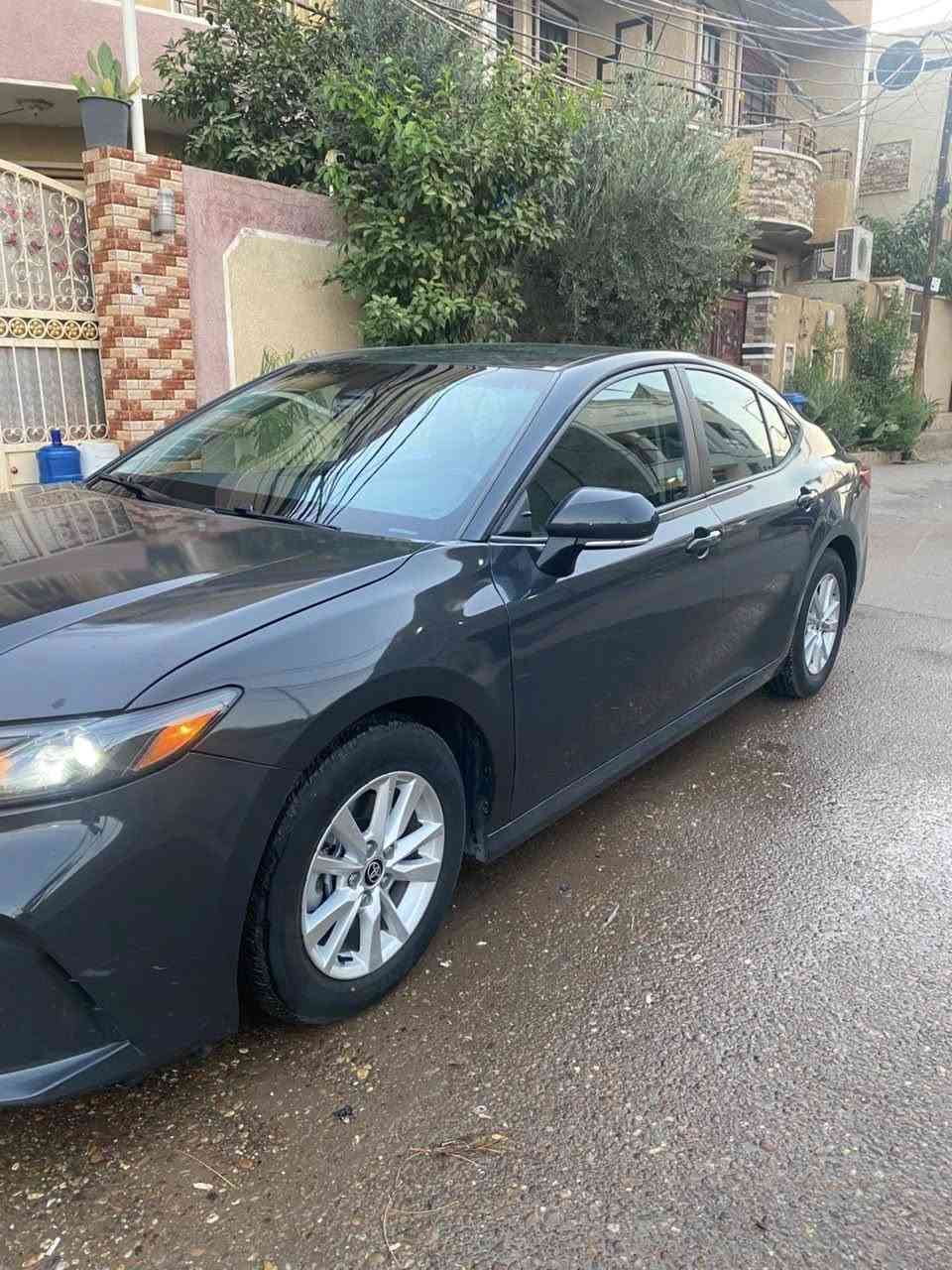 لسلام عليكم  كامري هايبرد   SE  موديل 2025 وارد امريكي
رقم٠ بغداد ضرر خشم البراكيت اليسرة فقط  جاملغ وبنيد مبدلات ومصبوغات 
ايرباك ستيرن بدون دواخل   
مواصفات  كشنات جلد بصمة٠
 تشغيل عن بعد هند بريك بصمة تبريد قطعتين  شحن واير لس اوتو هولد ٣ وضعيات قيادة رادار امامي خلفي توقف ذاتي سياقة ذاتية تحديد  مسار كشن السائق كهرباء مكان السيارة بغداد الكريعات
 السعر٢٢٠ وبيه مجال للطيبين 
للاستفسار ***********

