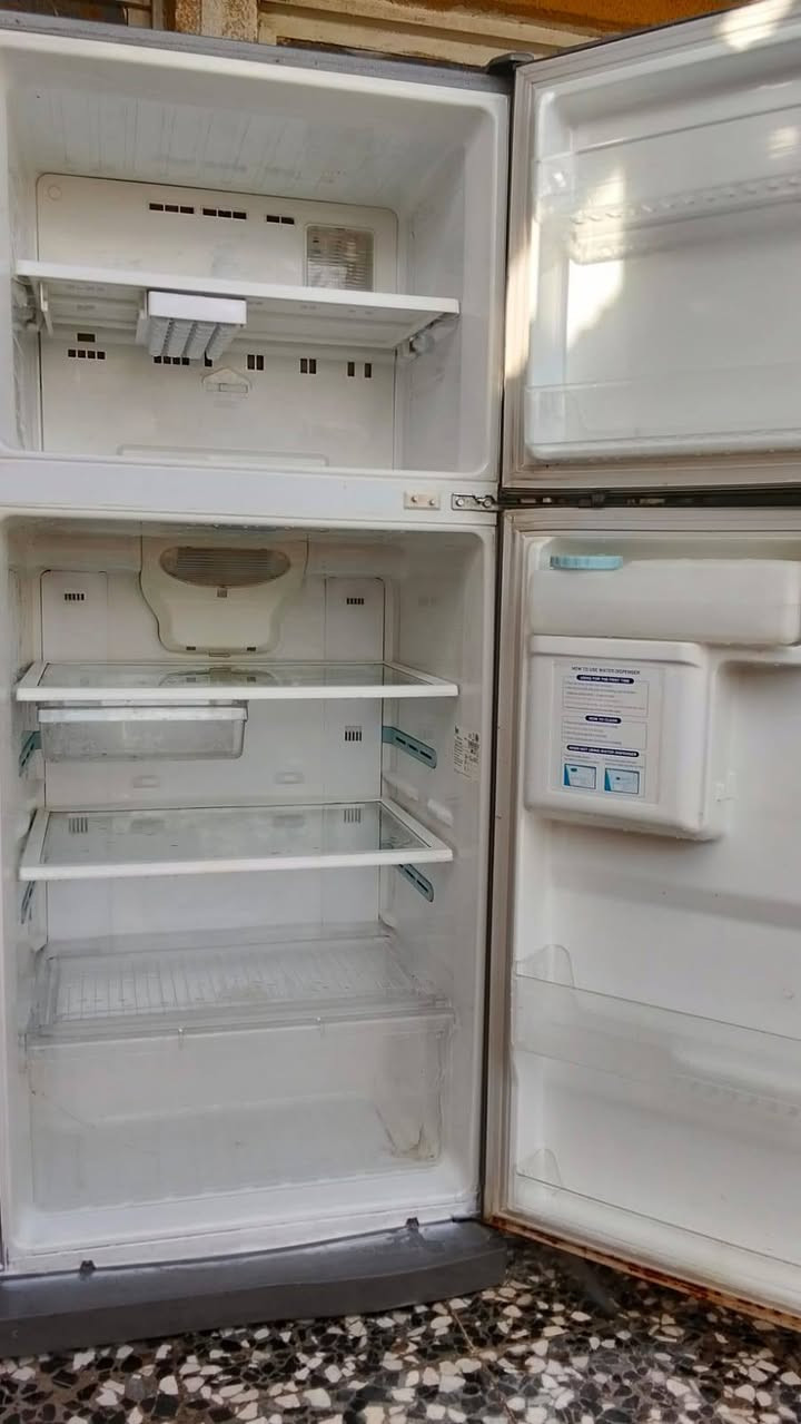 ثلاجة بلادية كلش نضيفة شخط مابيهة عل فحص 29قدم سعر 250وبي مجال مكان بغداد مدينة الصدر يوجد توصيل بكروة شراي تفضل خاص


**إذا كنت صاحب هذا الإعلان وتريد حذفه لأي سبب، رجاءا أرسل رسالة إلى الدعم الفني**