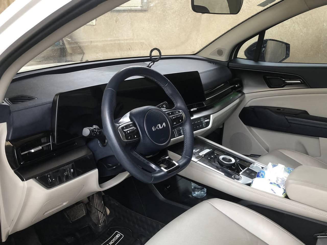 السلام عليكم
كيا سبورتج فول مواصفات للاخير هايبرد موديل ٢٤ ماشيه ٢٥ الف كيلو السعر ٢٢٥ مكان السياره البصره 
للاستفسار ***********
