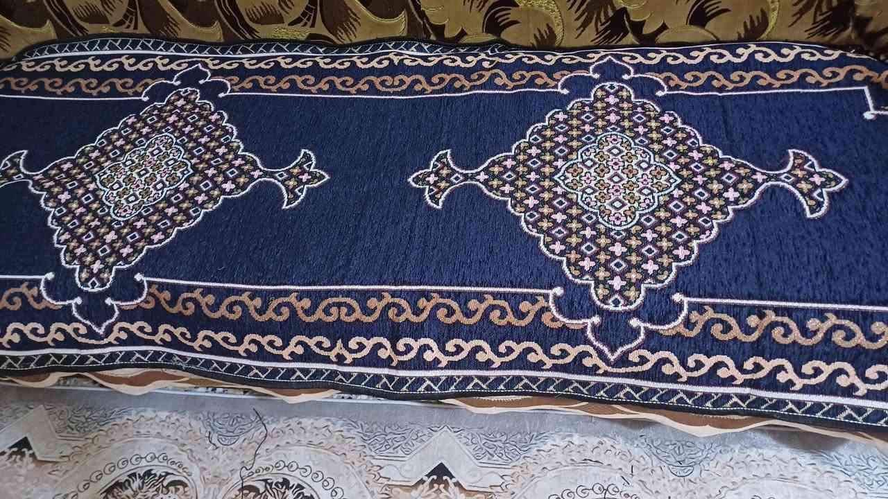 مفرش تخم او ديوان ١٠ مقاعد ٥قطع مقدف شانيل ايراني ٢كبار وحده وسط و٢زغار السعر ٢٠ الف وتوصيل مجاني داخل الكوت فقط


**إذا كنت صاحب هذا الإعلان وتريد حذفه لأي سبب، رجاءا أرسل رسالة إلى الدعم الفني**