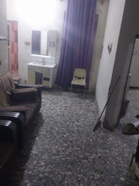 دار للبيع المساحه ٢٠٠م  يحتوي على استقبال وصاله كبيره وثنين غرف نوم  و...