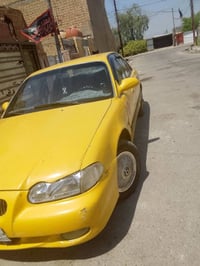 سياره سوناته ثري صفره موديل 2000 كير ومكينه مكفول وتبريد ثلج مكفول حدا...