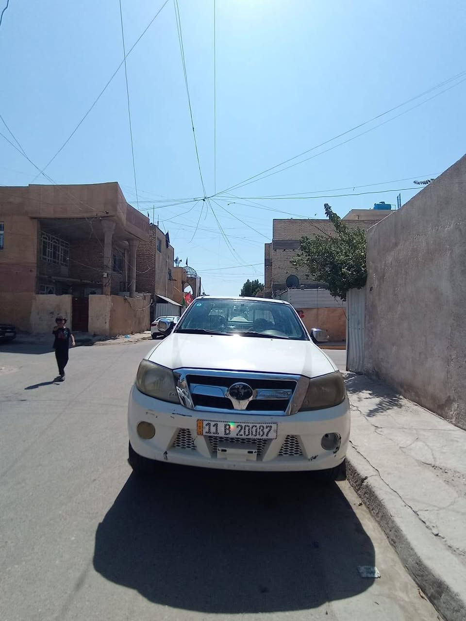 السلام عليكم بيكمب كنو للبيع موديل ٢٠١٢ سيارة نظيفه كير مكينه بلادي صدر امامي خلفي جديد لونها  ابيض غير محدد السعر    62 وبيها مجال         للاستفسار اكثر *********** مكان السيارة بغداد
