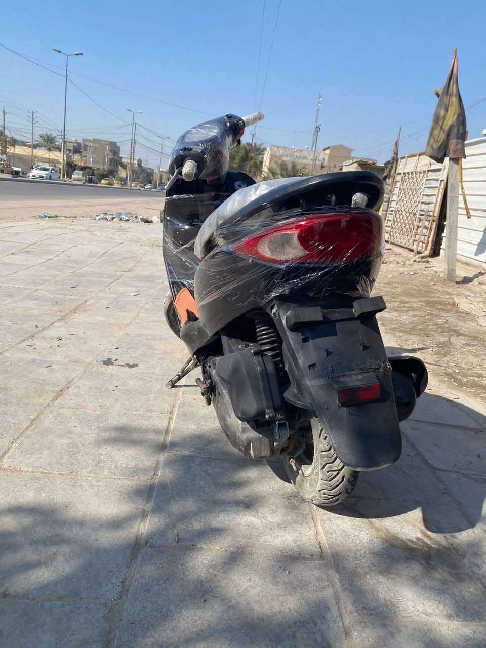 دراجه بريز 140 كلهه شغاله للبيع فقط اوراقهه كامله دراجه مابيهه نقص تفحص وتروح السعر 400 عنواني البياع او السيديه ***********
