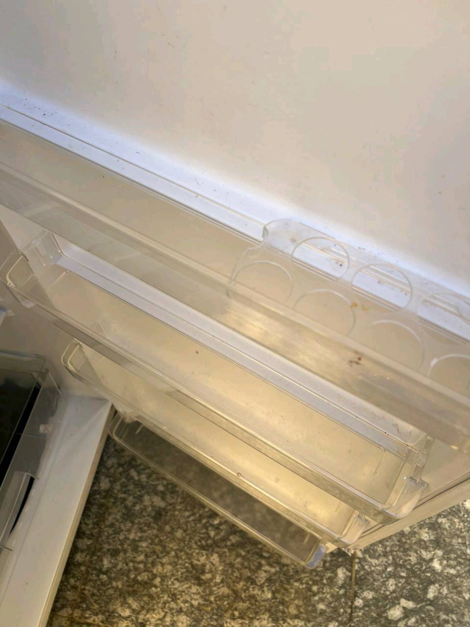 ثلاجه حجم كبير ثلاجه ماداخله اي تصليح مكاني كوفه ثلج خير من الله 