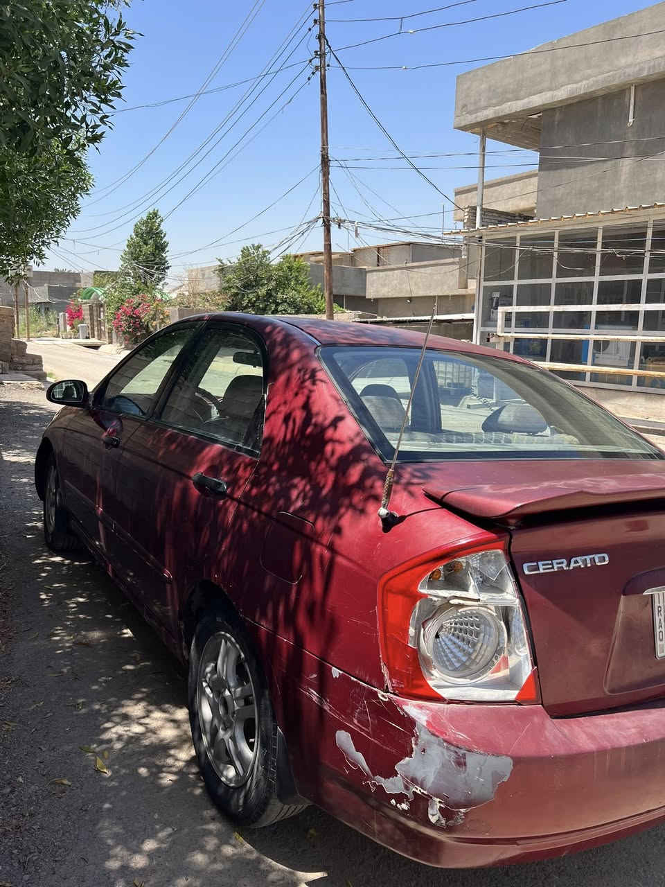 مكلف بالنشر 👉
سياره كيا سيراتو للبيع ٢٠٠٦ مصبوغه حزام 
محرك بي خيط بخار السياره واظحه بالصوره 
سعرها ٧٠ وبيها مجال للستفسار اكثر 
*********** رقم صاحب السياره
