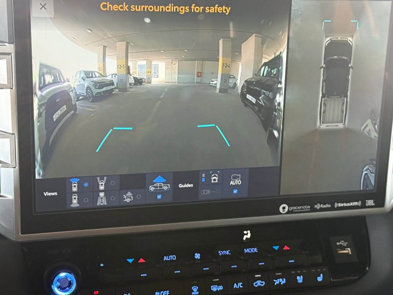 السلام عليكم

تويوتا تاندرا 2024

2024 Platinum Hybrid

i-FORCE MAX – بلاتينيوم – أسود ملكي 🔥

🔹 موديل: 2024

🔹 فئة: Platinum Hybrid (أعلى فئة)

🔹 ممشى: 21,000 ميل

🔹 بدون صبغ نهائي

🔹 بدون ايرباك

🔹 بارد بسيط جداً غير مؤثر

🔹 شرط الفحص

⸻

⚙️ الأداء والقوة

✔️ محرك 3.4 لتر V6 توين تيربو

✔️ نظام هايبرد i-FORCE MAX

✔️ القوة الكلية: 437 حصان 🔥

✔️ العزم: 790 نيوتن متر 💪

✔️ جير 10 سرعات

✔️ دفع رباعي 4WD

✔️ أوضاع قيادة متعددة + وضع سحب

⸻

🔧 نظام التعليق

✔️ نظام تعليق احترافي من Cognito Motorsports

✔️ طبلات و دبلات مطورة Heavy Duty

✔️ ثبات أعلى وأداء أقوى بالأوف رود

⸻

🛞 الخارجية

✔️ويل 20 إنش بلاتينيوم

✔️ دوسات جانبية كهربائية

✔️ باب صندوق كهربائي
  
  دوسة صندوق كهرباء 

✔️ LED كامل

✔️ حساسات أمامية وخلفية

✔️ كاميرات 360 درجة (عرض محيطي كامل حول السيارة)

✔️ نظام عرض محيط السيارة + رؤية أسفل المركبة

⸻

🛋️ الداخلية – فخامة كاملة

✔️ فتحة سقف بانوراما

✔️ جلد بلاتينيوم فاخر

✔️ جميع المقاعد كهربائية

✔️ تدفئة وتبريد لجميع المقاعد

✔️ مساج بالمقاعد الأمامية

✔️ ذاكرة مقاعد

✔️ شاشة 14 إنش

✔️ شاشة عدادات رقمية

✔️ نظام صوت JBL

✔️ Apple CarPlay & Android Auto

✔️ شحن لاسلكي

✔️ تشغيل بصمة + دخول ذكي

    داتا شو تعرض جميع معلومات القيادة 

⸻

🛡️ أنظمة الأمان

✔️ رادار أمامي

✔️ مثبت سرعة ذكي

✔️ تحذير مغادرة المسار

✔️ مراقبة النقطة العمياء

✔️ نظام منع التصادم

⸻

🚗 سيارة فخمة + قوية + تجهيز خاص

جاهزة بدون أي مصروف
السعر 41500$

📍الموقع:بغداد

الاتصال ع هذا الرقم حصرا لا تراسلني 
+964 771 329 4045


**إذا كنت صاحب هذا الإعلان وتريد حذفه لأي سبب، رجاءا أرسل رسالة إلى الدعم الفني**