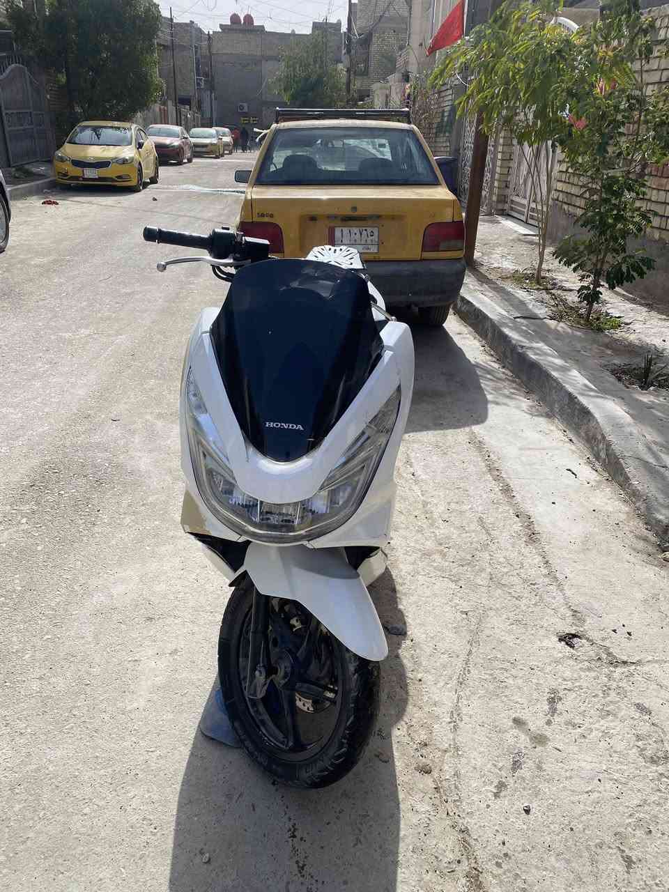 السلام عليكم بيسي اكس الجيل الثاني  ياباني جي اف  الدراجه مكفوله كفاله عامه  ما عده زلوغ  ومعجنهن    السعر 13 ورقه وبها مجال المكان البلديات الرقم ***********
