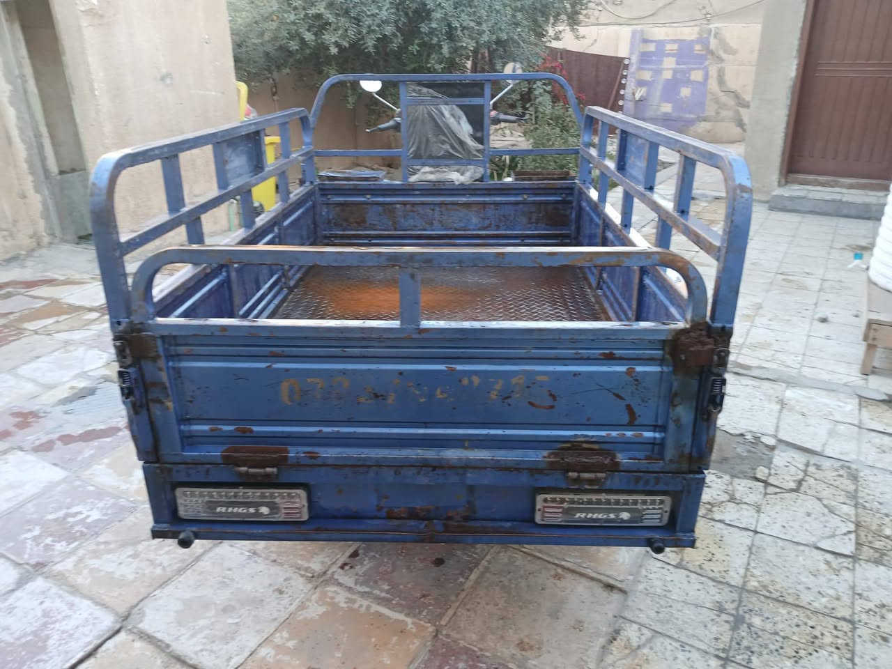 السلام عليكم ستوته للبيع موديل 2020 جاهزه الستوته عارضه 1100وبيه مجال مكاني نجف تقاطع جامعه وفاء اي ستفسار ***********مكينه مفتوحه
