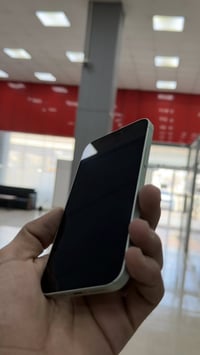 آيفون ١٢ • ١٢٨ • بطارية ٧٥٪