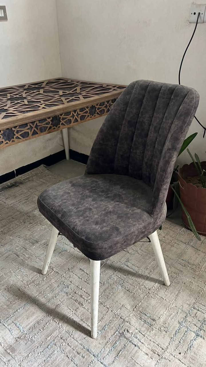 ميز طعام مستعمل بس نظيف اربع كراسي بغداد, العراق


**إذا كنت صاحب هذا الإعلان وتريد حذفه لأي سبب، رجاءا أرسل رسالة إلى الدعم الفني**