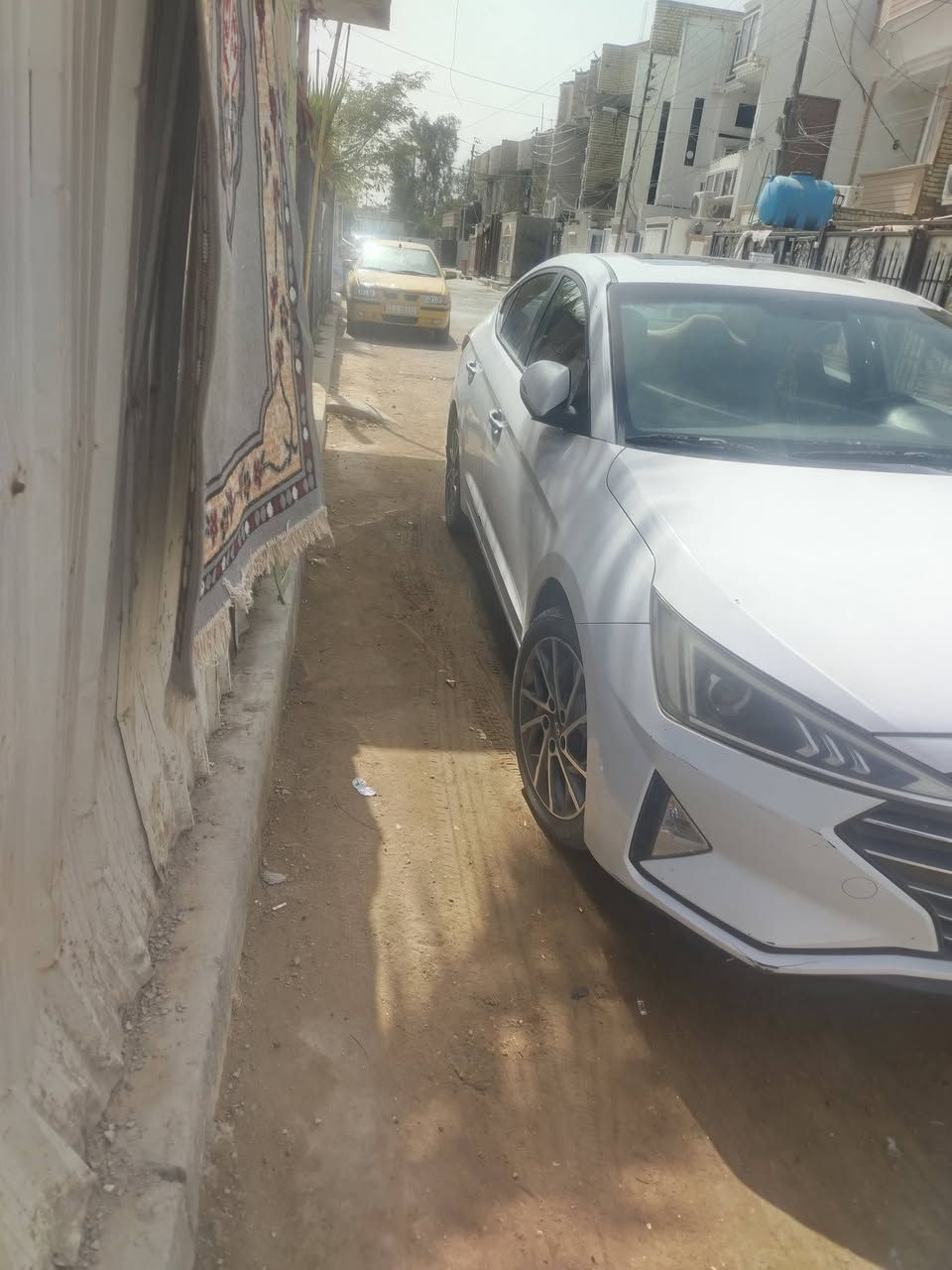 النتره للبيع موديل 2020 خليجي فول مواصفات عده البصمه مكفوله من صبغ محرك 2000دوش رقم بغداد تحويل ثاني يوم تبريد تتدفئه ماشيه 120 الف 
مكاني بغداد حي اور
***********
