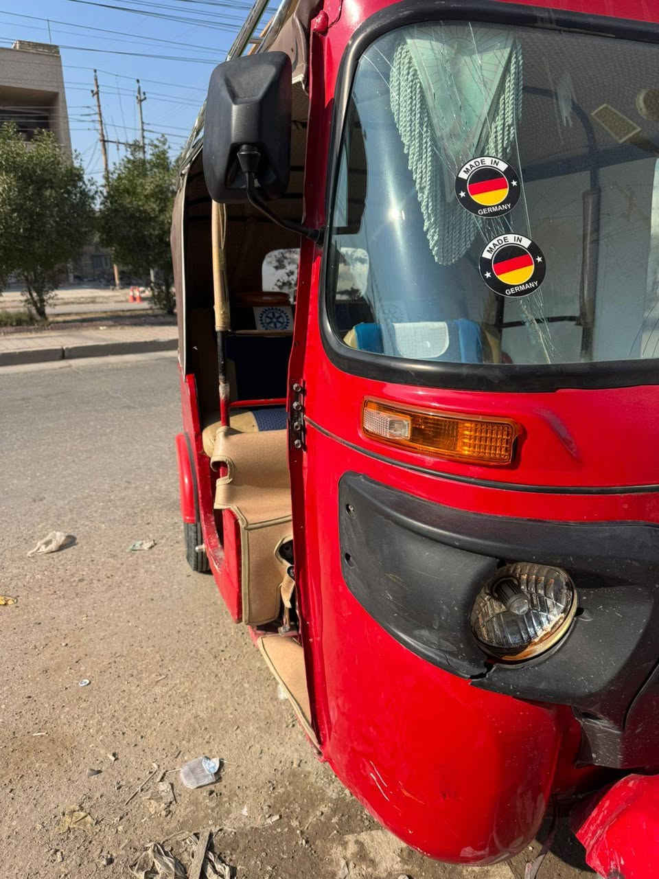 السلام عليكم تكتك ١٨ للبيع رقم وسنويه للستفسار عله هاذ ارقم *********** التكتك خير من الله مكاني بغداد
